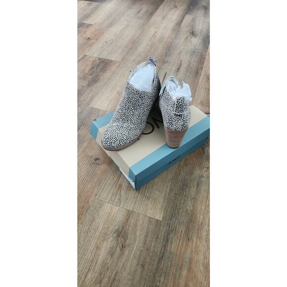 Woman's Boots TOMS Marta Wedge Bootie Women’s 5 Cheetah Print - Picture 2 of 6